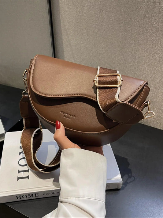 Christmas Gift,25 fall&winter ,Women's Fashionable Saddle Bag, Casual Versatile Stylish Crossbody Bag with Wide Shoulder Strap, Trendy All-match Commuter Bag for Daily Used, Trendy Commuting Bag, Fashion Bags, Everyday Bag